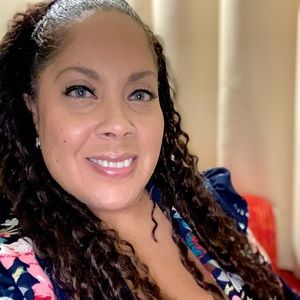 Meet your Posher, Heidi